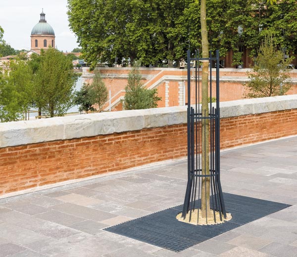 Area - Tree guard and stake - Alicante
