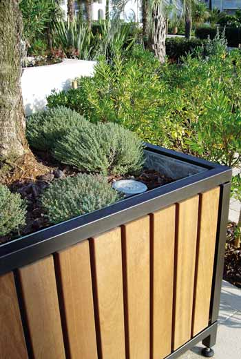 Area - Planter - Mazagan Wood 110