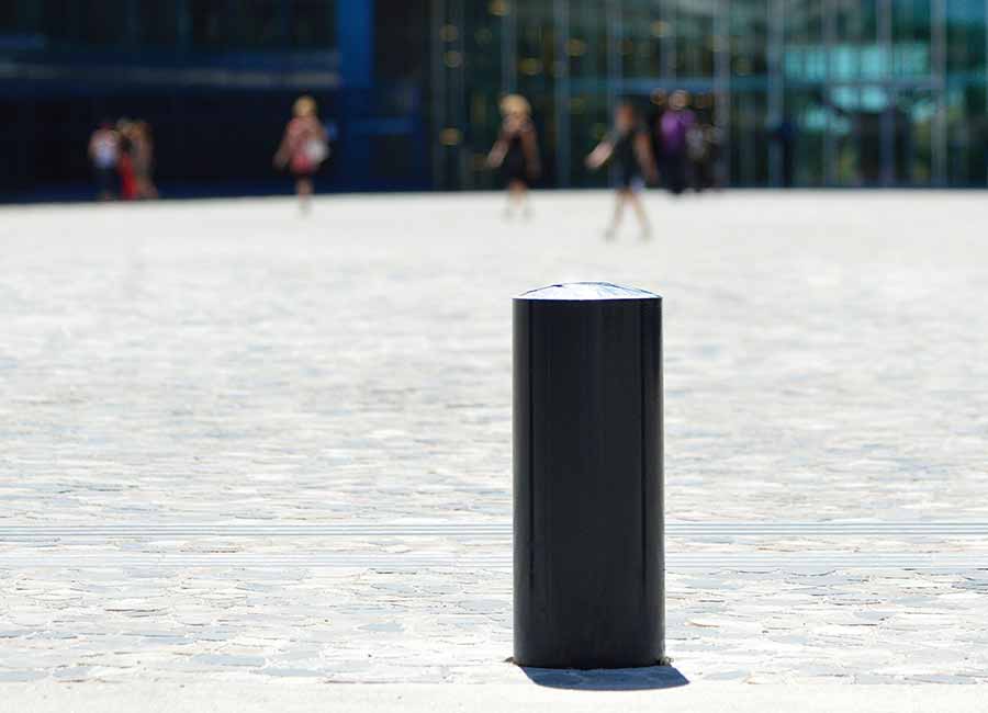 Bollard and slim bollard - Zénith