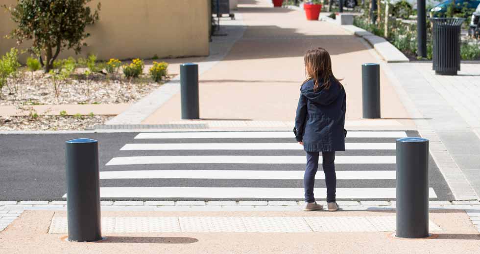 Area - Bollard and slim bollard - Zénith