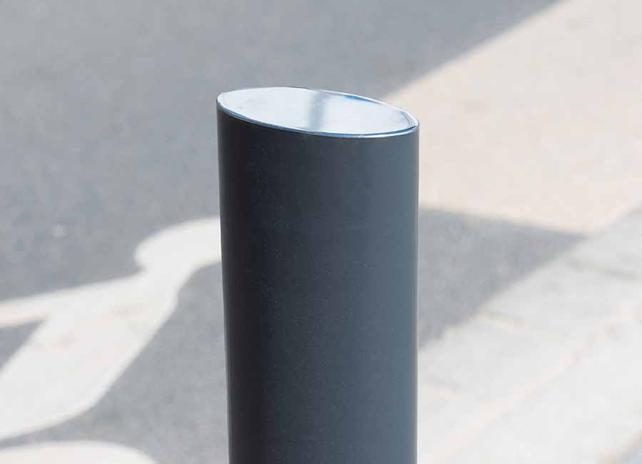 Bollard and slim bollard - Zénith