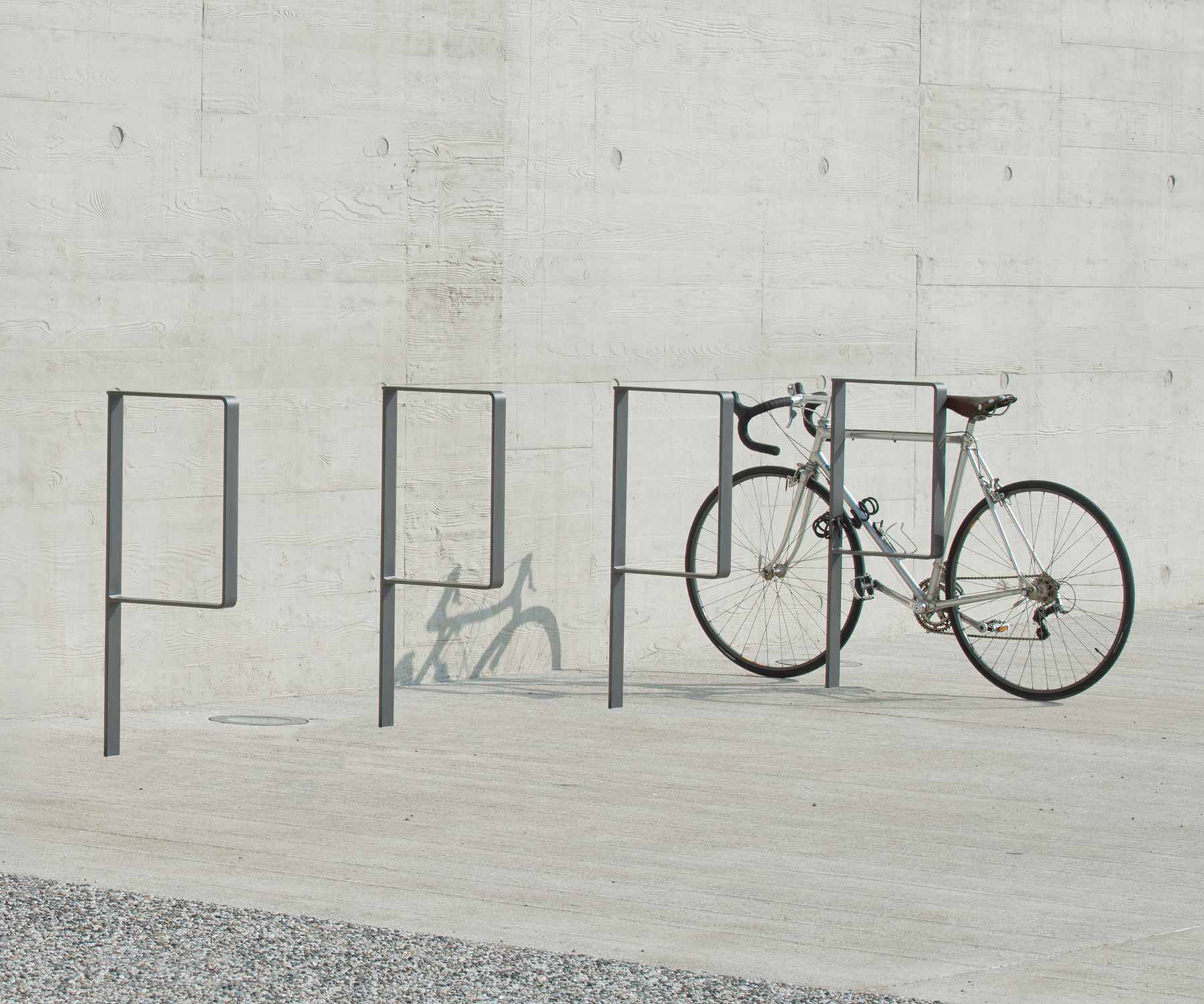 Étable Et Hauteur Réglable Vélo Parking Rack for Route Et Montagne Vélos