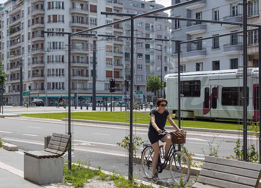 Pergola BABYLONE conçu et fabriqué par Aréa mobilier urbain