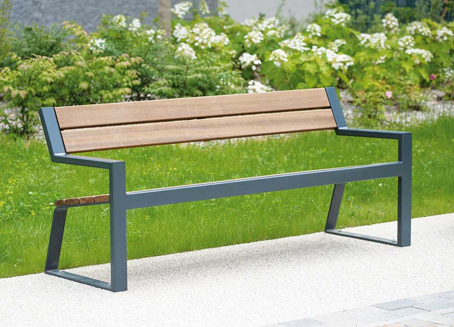 Banc BERLIN BOIS conçu et fabriqué par Aréa mobilier urbain