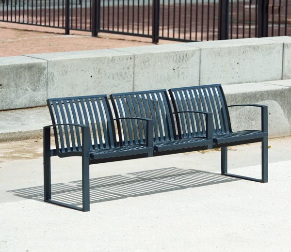 Area - Bench with backrest - Newport