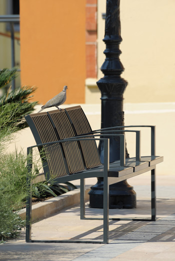Area - Bench with backrest - Newport