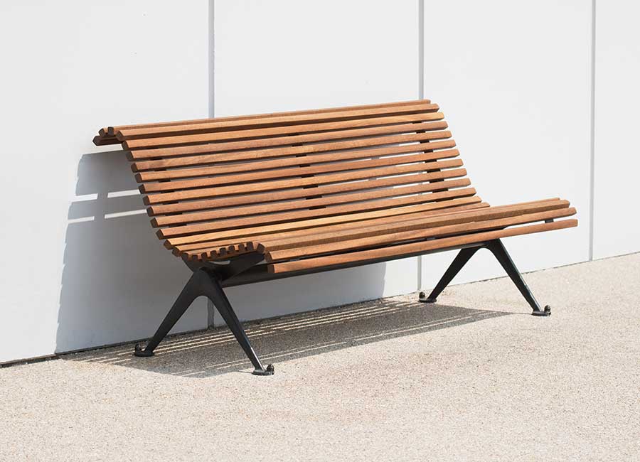 Banc ROME BOIS conçu et fabriqué par Aréa mobilier urbain