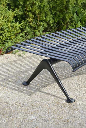 Area - Backless bench - Porto