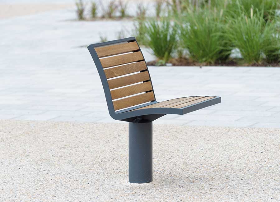 Chaise DENVER BOIS conçu et fabriqué par Aréa mobilier urbain