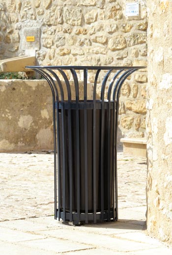 Area - Litter receptacle - Tulipe