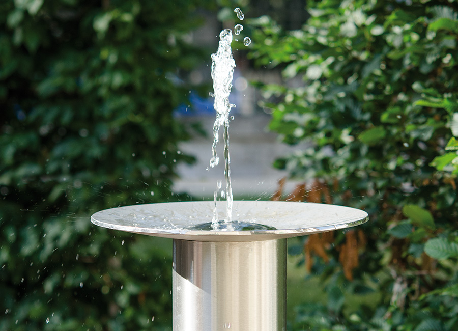 Fontaine PRELUDE conçu et fabriqué par Aréa mobilier urbain