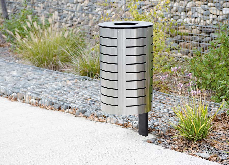 Corbeille 34L MARGUERITE INOX conçu et fabriqué par Aréa mobilier urbain