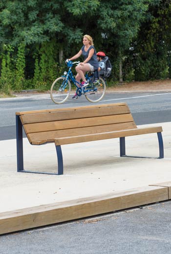 Area - Bench with backrest - Madrid