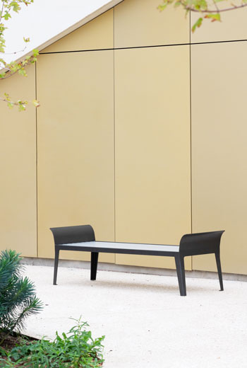 Area - Backless bench - Ontario aluminium